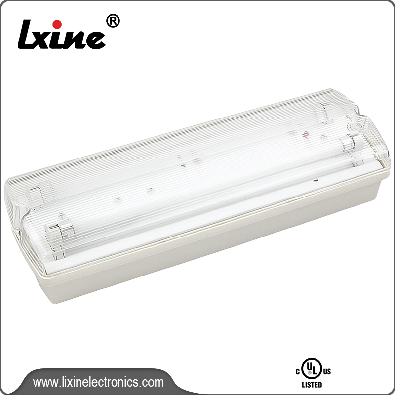 Bulkhead emergency light with double fluorescent tubes LX...